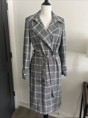 White House Black market M Gray Plaid Belted Trench Coat
